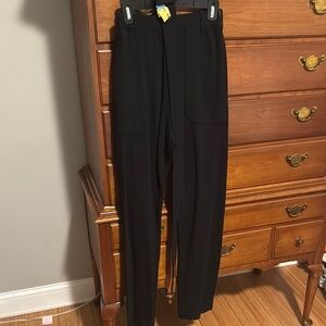 Leset Black High-Waisted Pants